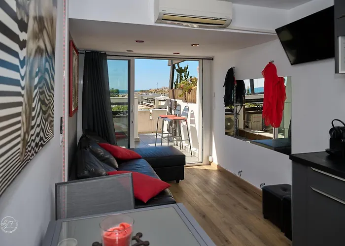 Coursives Red-light 107 Vue Appartement